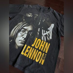 Vintage John Lennon Beatles Abbey Road 90’s y2k Distressed Faded Band Shirt Tee